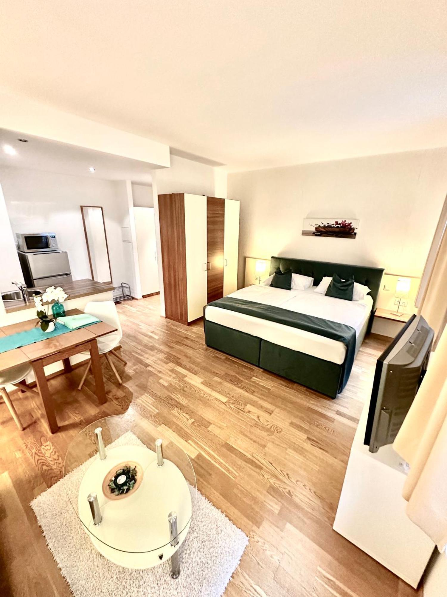 Home Sweet Apartments - A Cozy Welcome เวียนนา ภายนอก รูปภาพ